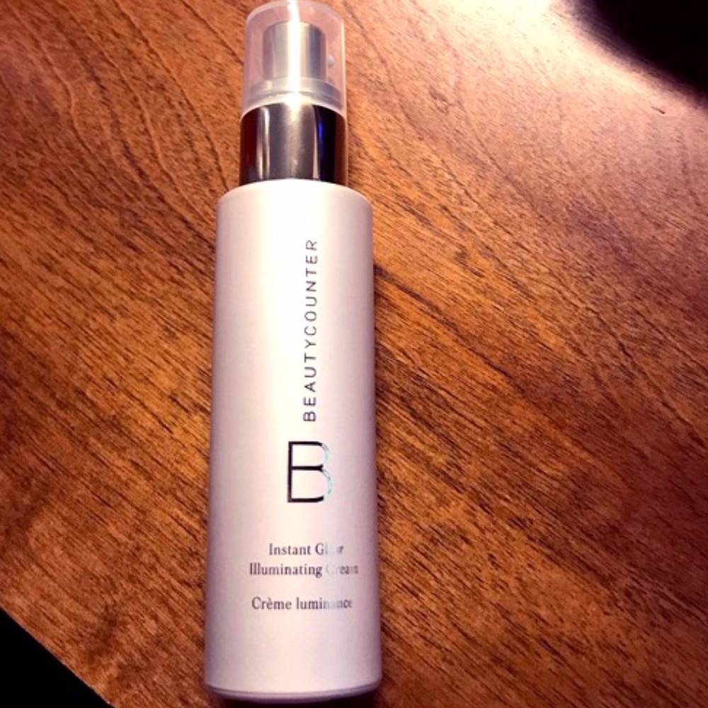 Instant Glow Illuminating Lotion